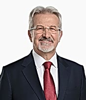 BaskanErdem23.jpg (38 KB)